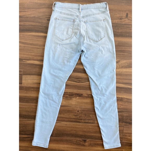 Glistening Jeans - Picture 4 of 11